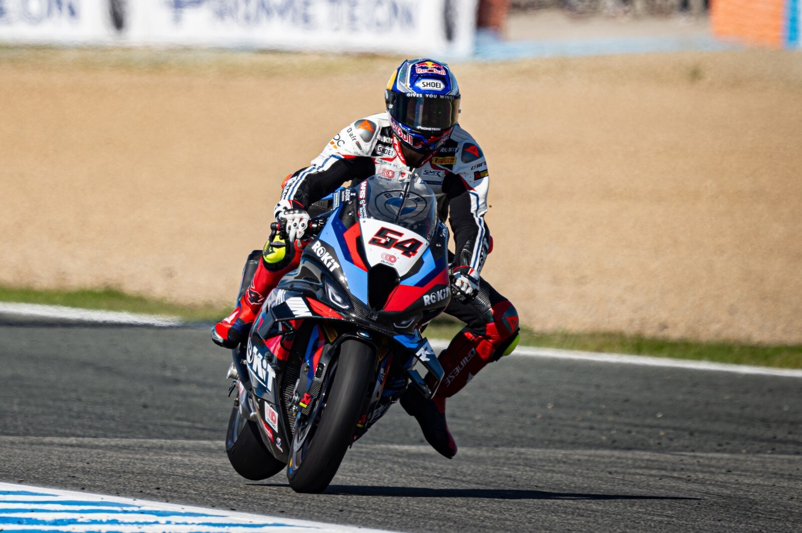 SBK Jerez: la bandiera rossa interrompe il duello Razgatlioglu– Bulega: il turco vince Gara 2