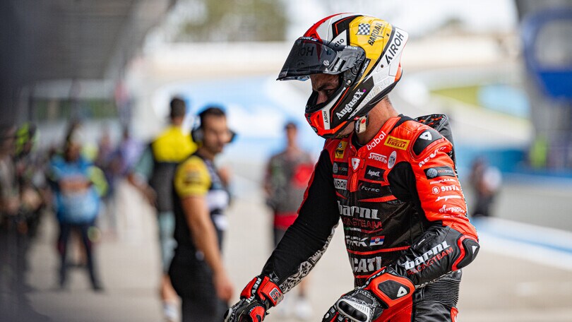 SBK Jerez, Petrucci: “In cinque curve mi hanno centrato due volte”