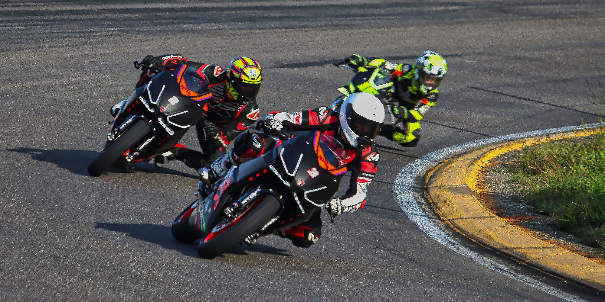 Test Aprilia RS 457 Trofeo: una piccola GP per giovani campioni