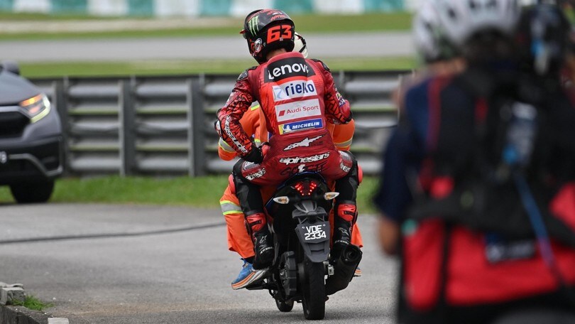 GP Malesia, Bagnaia: "Per non rischiare sono caduto, ora il titolo è quasi impossibile"
