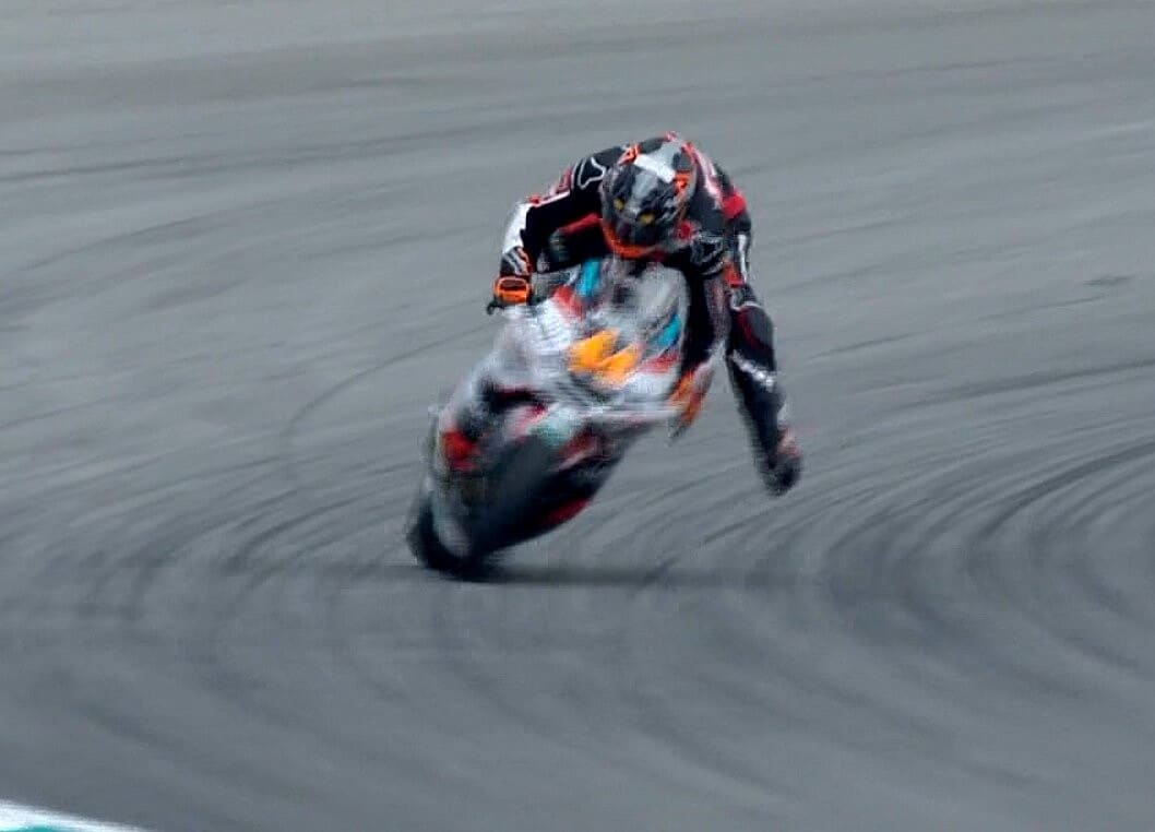 Moto2, GP Malesia: Aron Canet, salvataggio da paura in Q2