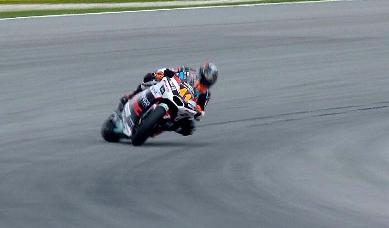 Moto2, GP Malesia: Aron Canet, salvataggio da paura in Q2