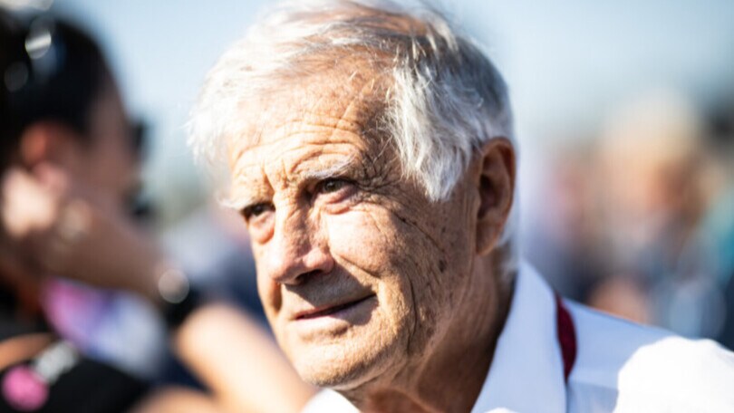 MotoGP, Agostini: "Marquez più spericolato, audace ed entusiasmante di Rossi"