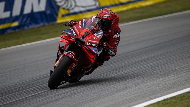 MotoGP, Bagnaia: “Giornata positiva, la caduta? Mi sono spaventato e ho perso l’anteriore”