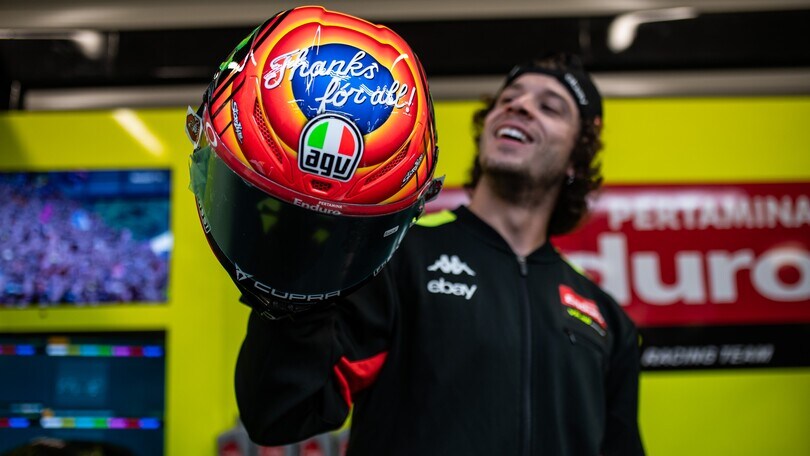 MotoGP: Bezzecchi saluta il team VR46... con i Looney Tunes