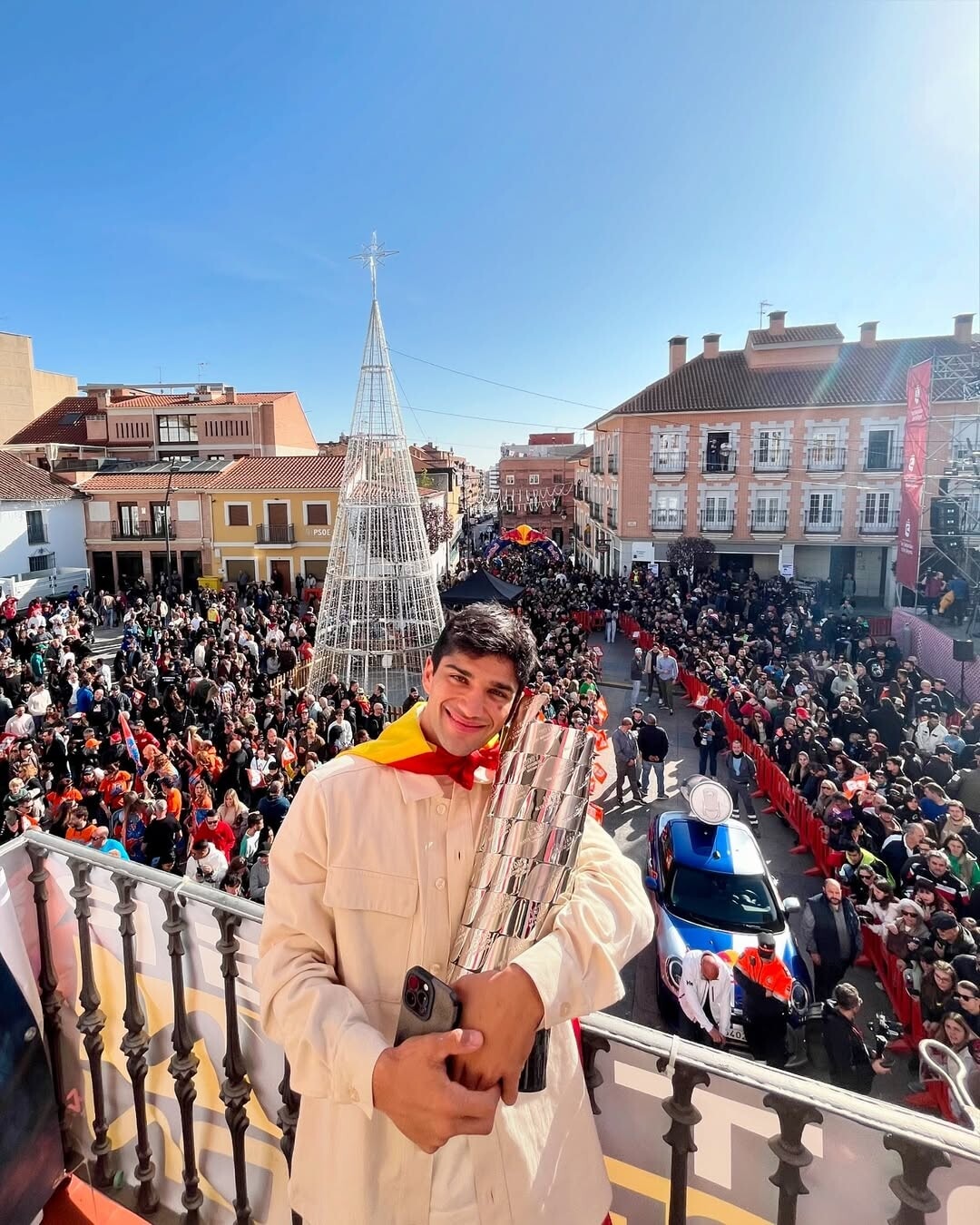 Jorge Martin le immagini della mega festa del titolo MotoGP nella sua città natale