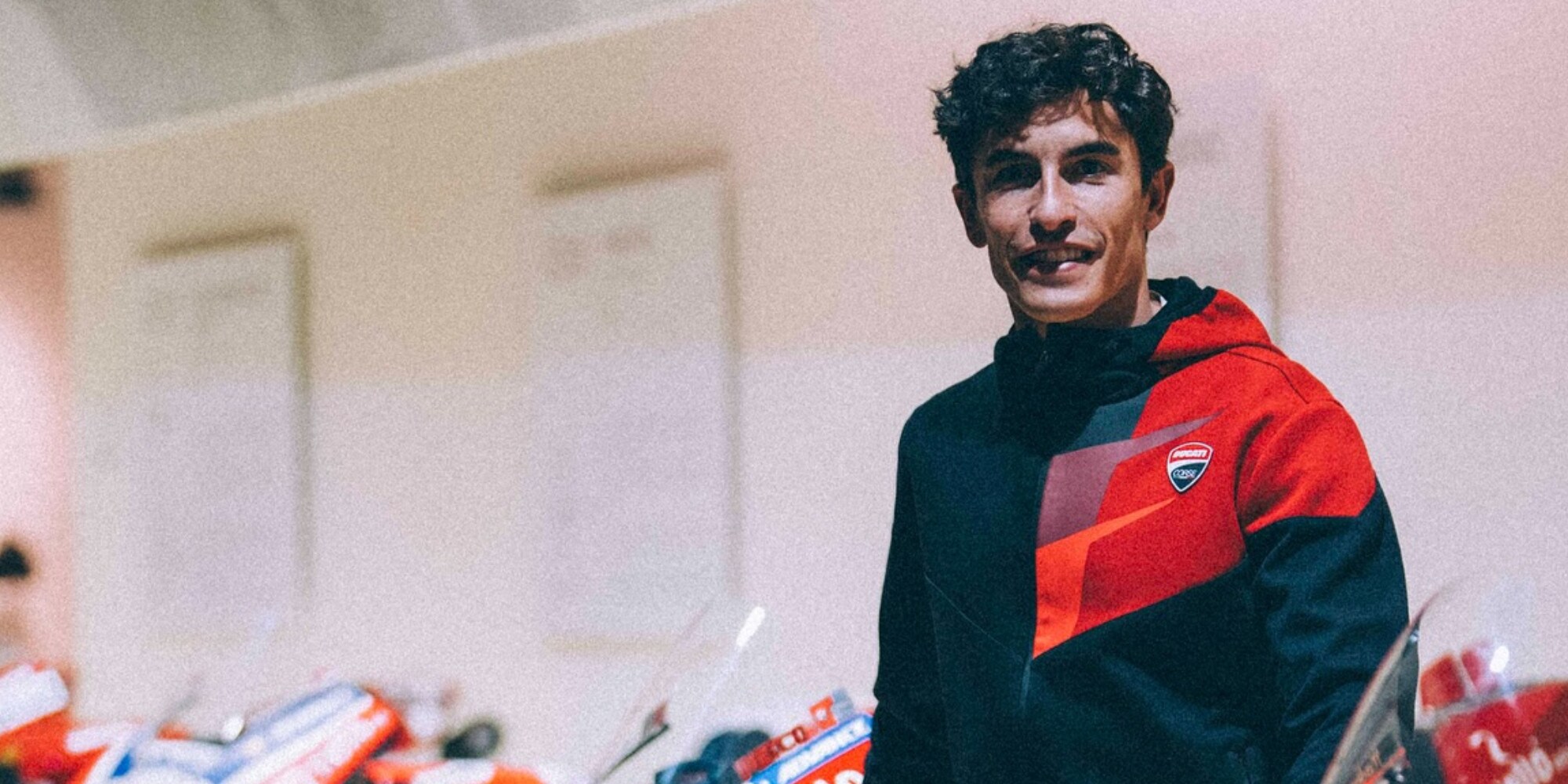 Marc Marquez ed il suo primo giorno nella sede Ducati (VIDEO)