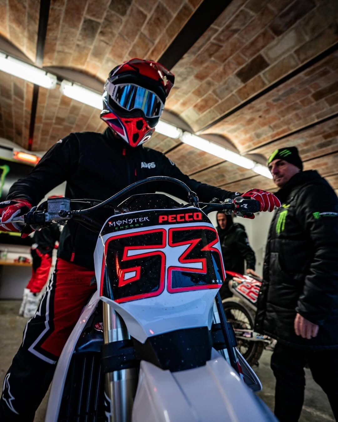 Valentino Rossi e Pecco Bagnaia, vacanze di natale di "traverso" al ranch