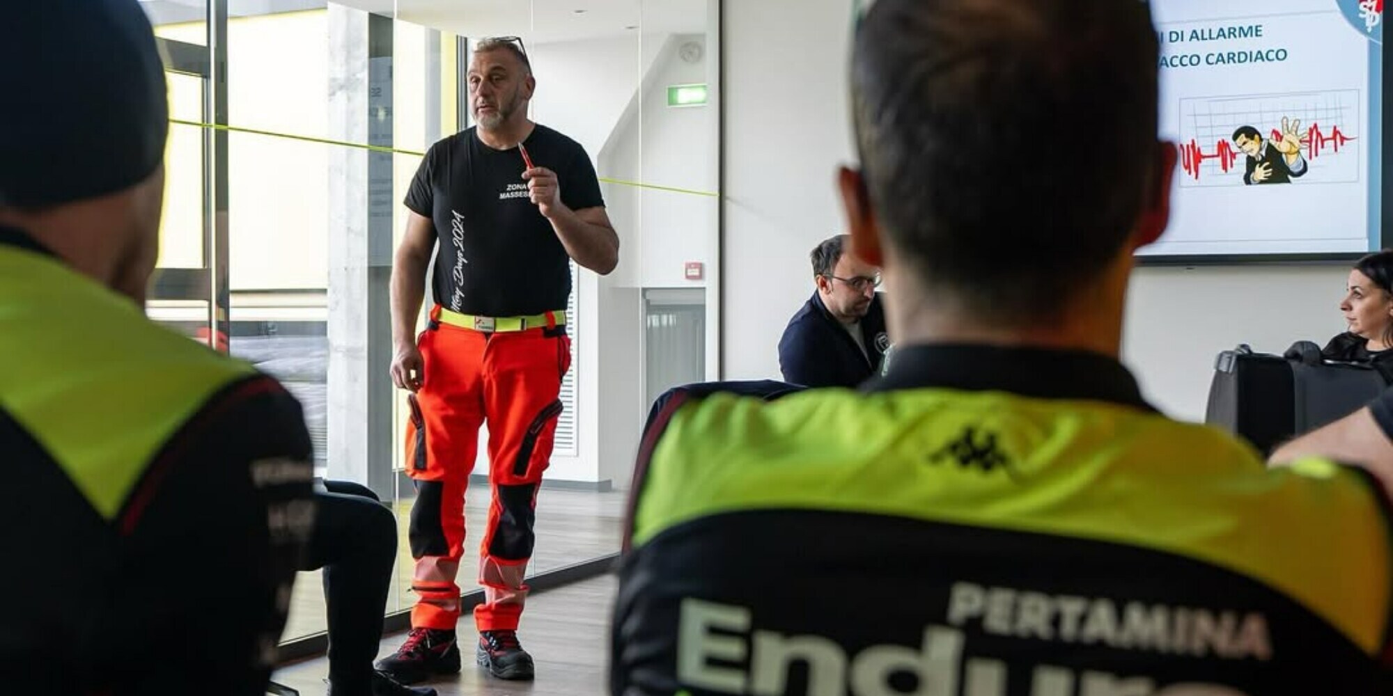 MotoGP, il Pertamina Enduro VR46 Racing Team a scuola di primo soccorso