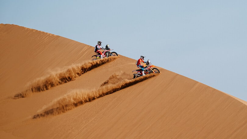 Dakar: riparte la sfida tra Honda e KTM