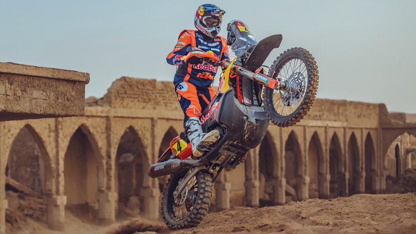 Dakar 2025: Daniel Sanders e la KTM davanti a tutti nel Prologo