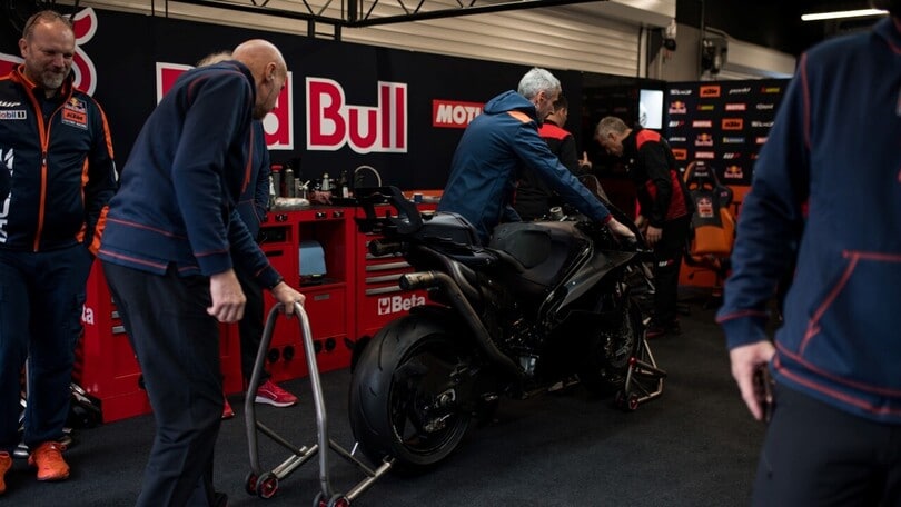 MotoGP 2025, KTM ci crede: "Arrendersi? Giammai"