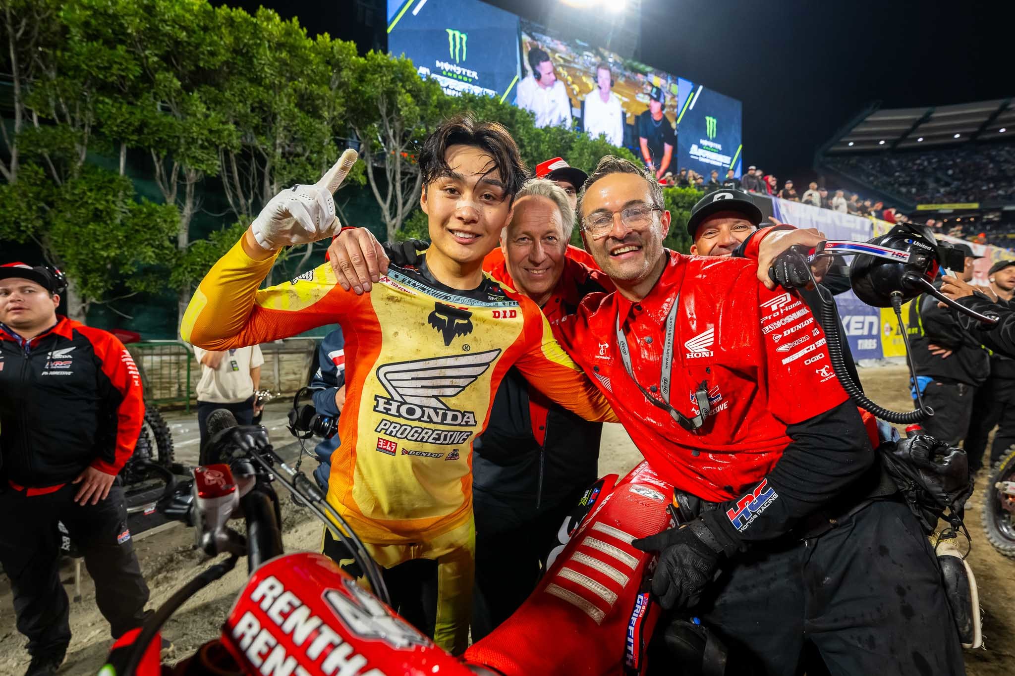 250SX West: sorpresa Shimoda