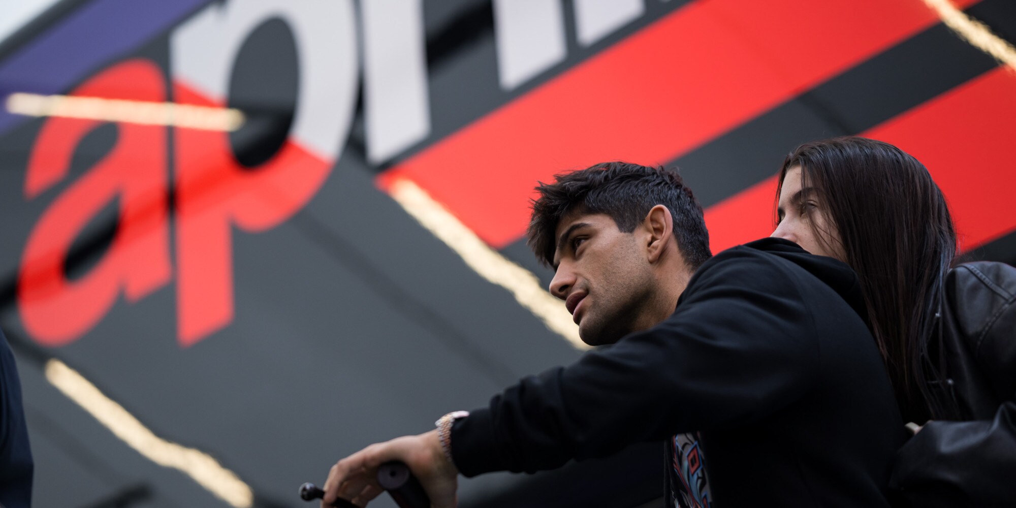 MotoGP, Martin festeggia il compleanno: gli auguri speciali di Aprilia. VIDEO