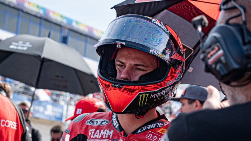 Bulega premiato ai Caschi d’Oro per il suo debutto straordinario in SBK