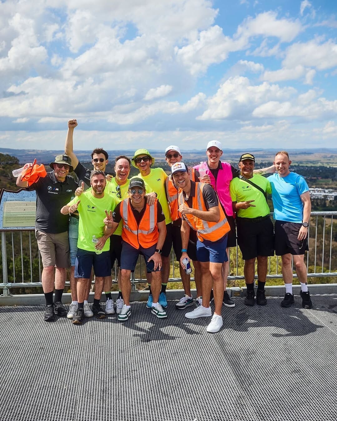 Valentino Rossi a Mount Panorama per la prima gara in auto dell'anno