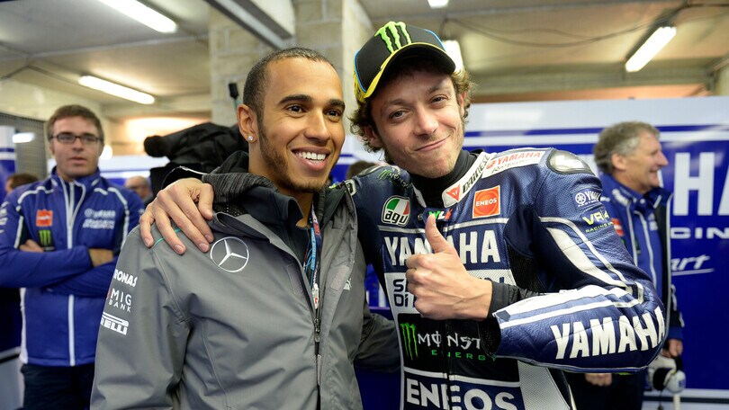 Valentino Rossi: “Hamilton in Ferrari? L’avrei preso anche io”