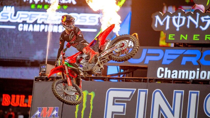 Supercross: Jett Lawrence infortunato
