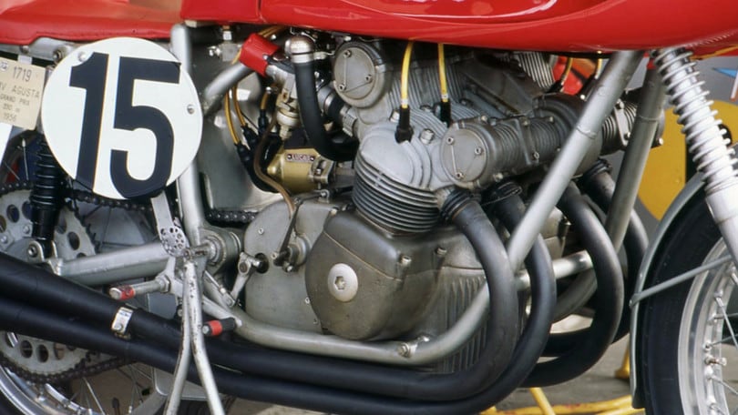 Motori a corsa lunga oppure superquadri? | Officina