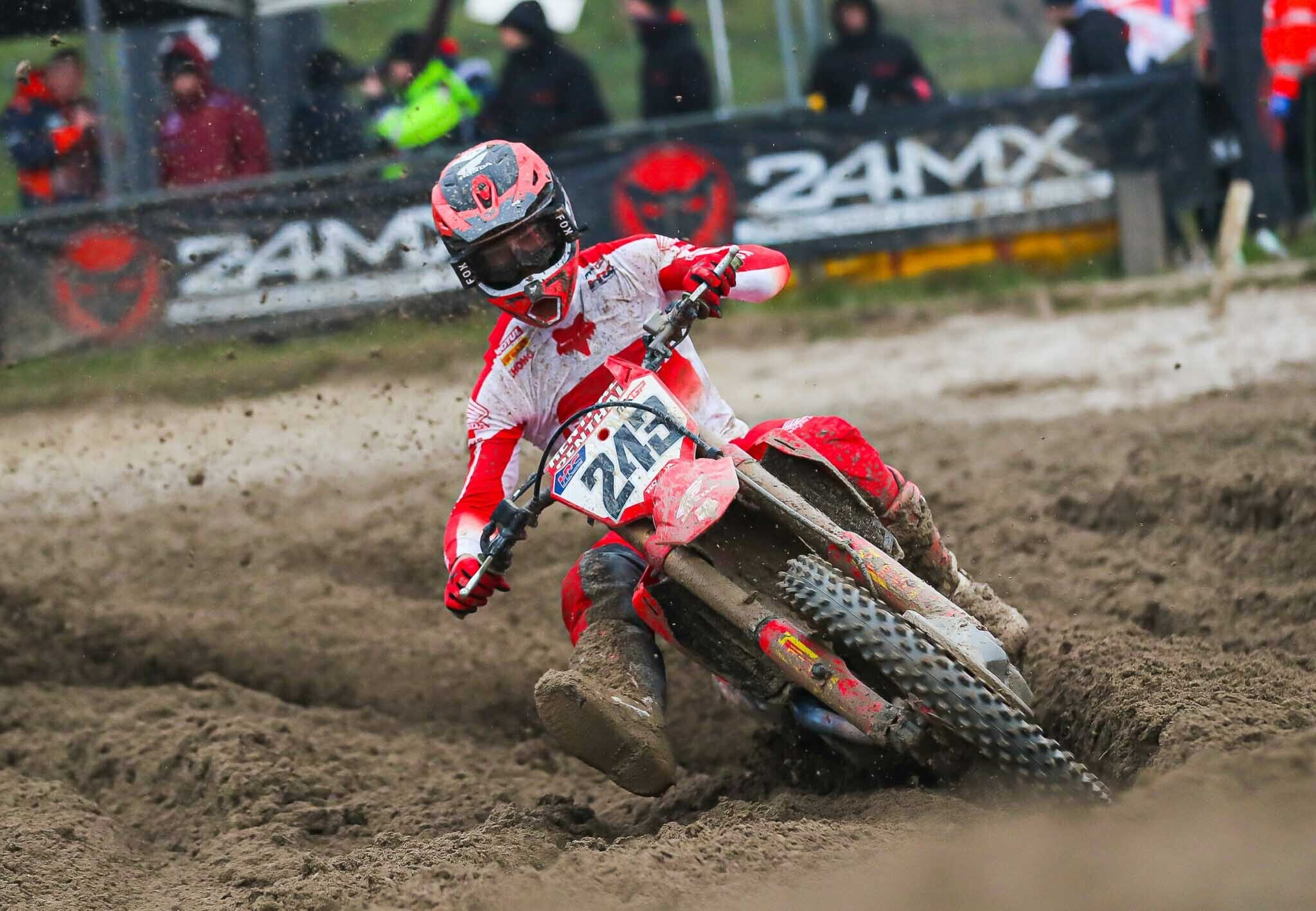 Motocross: a Mantova è subito Gajser mania