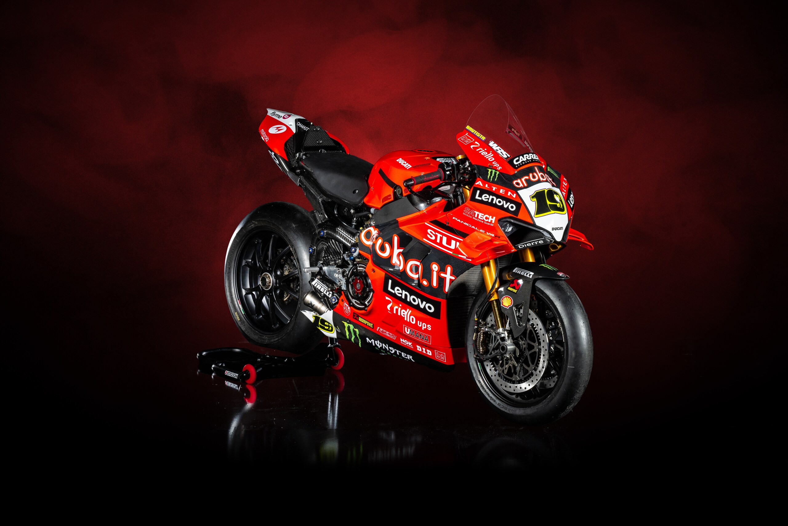 Svelata la Ducati Panigale V4 R 2025 di Nicolò Bulega ed Alvaro Bautista