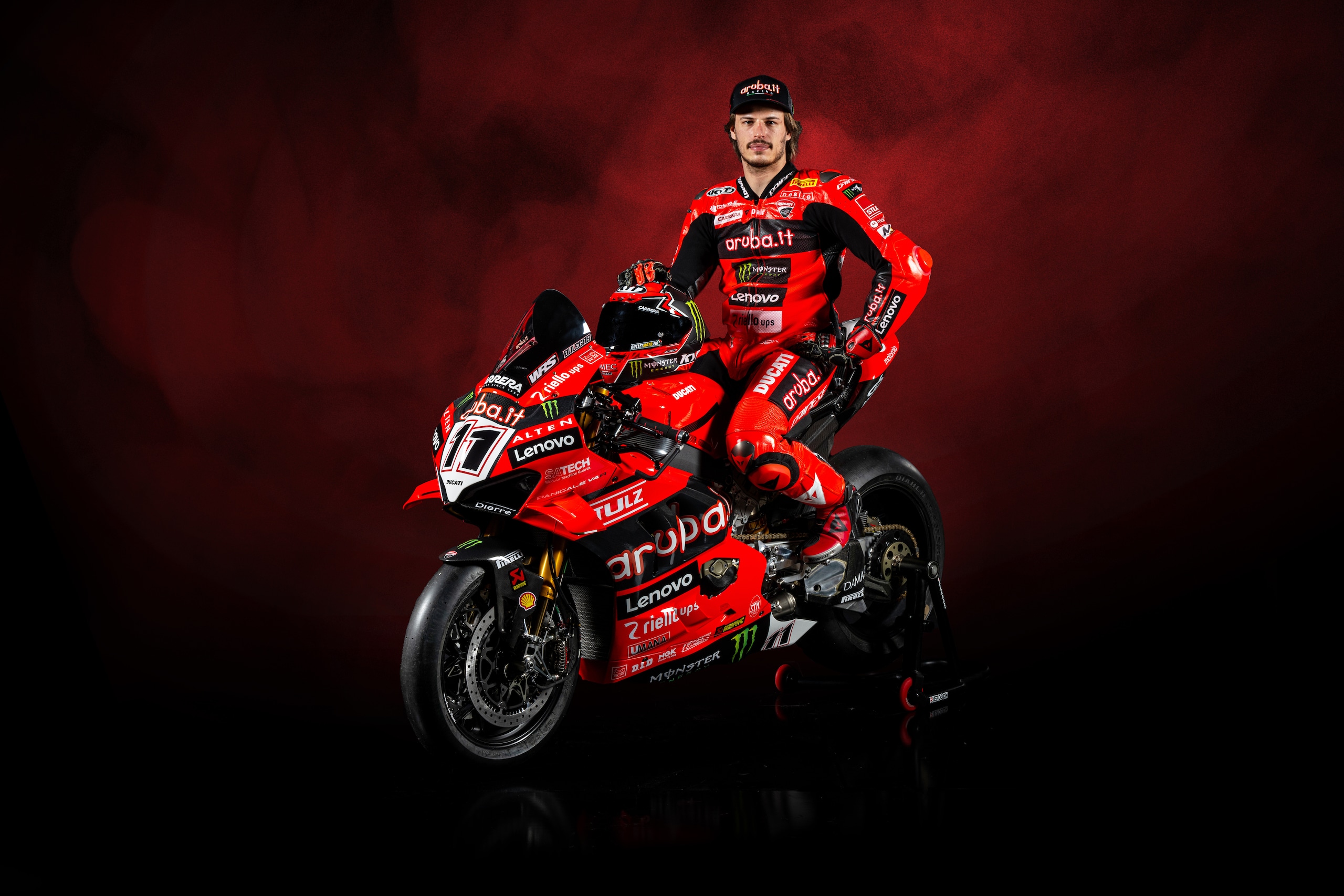 Svelata la Ducati Panigale V4 R 2025 di Nicolò Bulega ed Alvaro Bautista