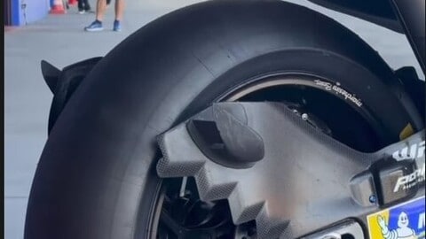 MotoGP DIRETTA, segui il Day 2 dei test in Thailandia - LIVE streaming ...