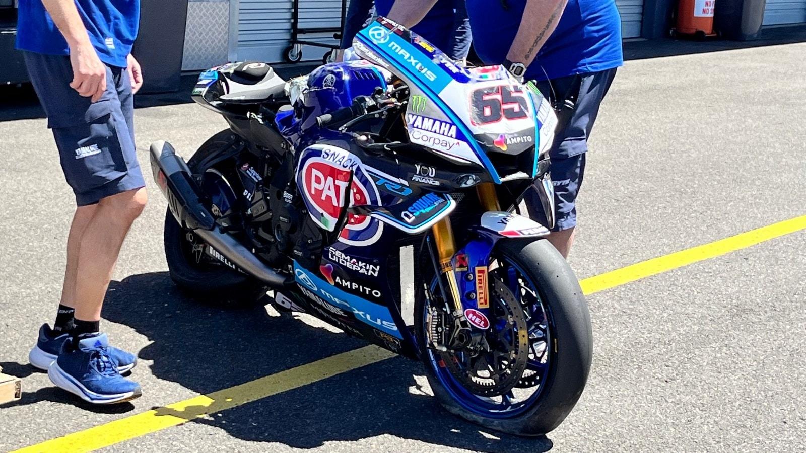 SBK test Phillip Island, Rea subito ko: fratture multiple al piede sinistro