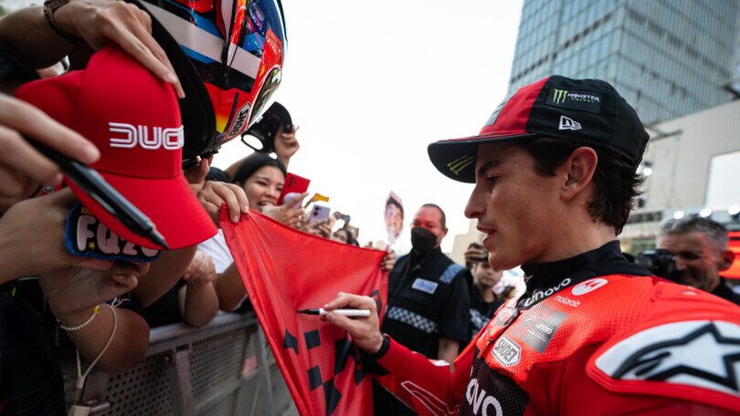 MotoGP, Ducati festeggia Marc Marquez con una Panigale V2