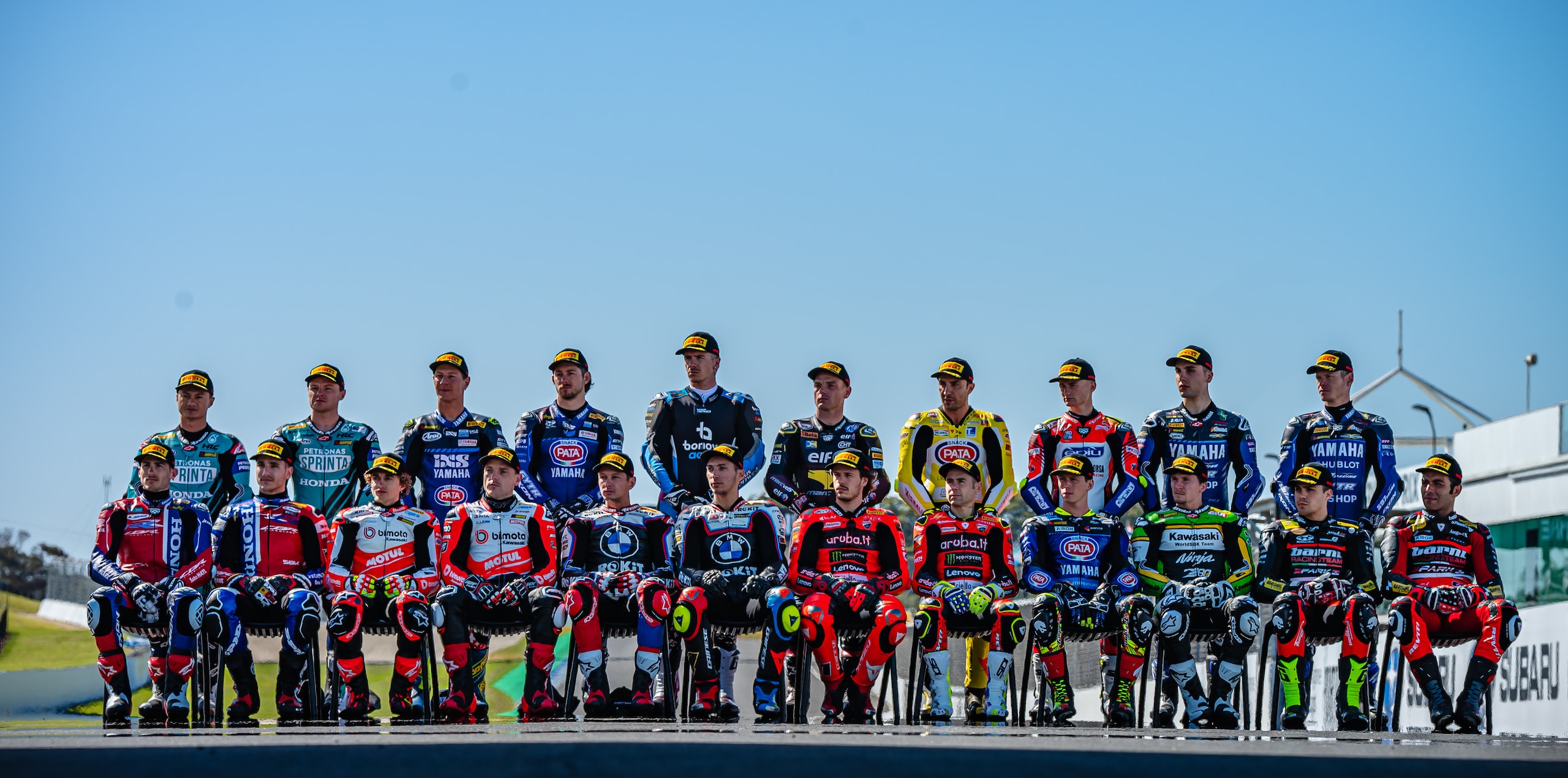 SBK, la "classe del 2025": foto di rito prestagione