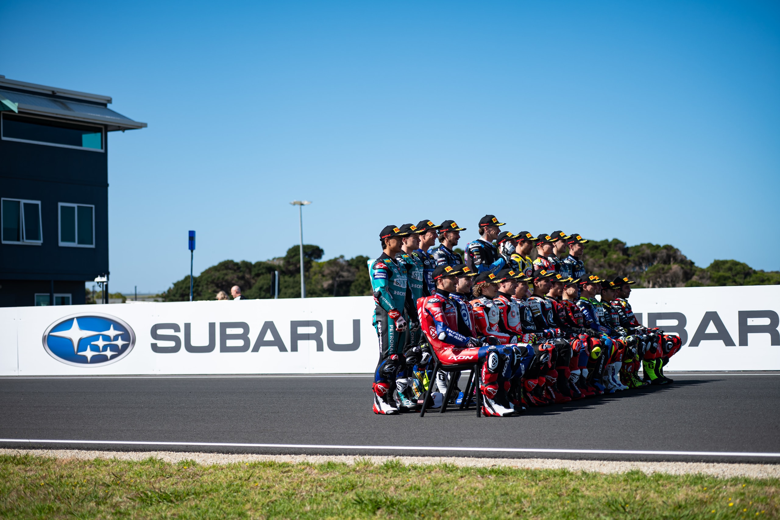 SBK, la "classe del 2025": foto di rito prestagione