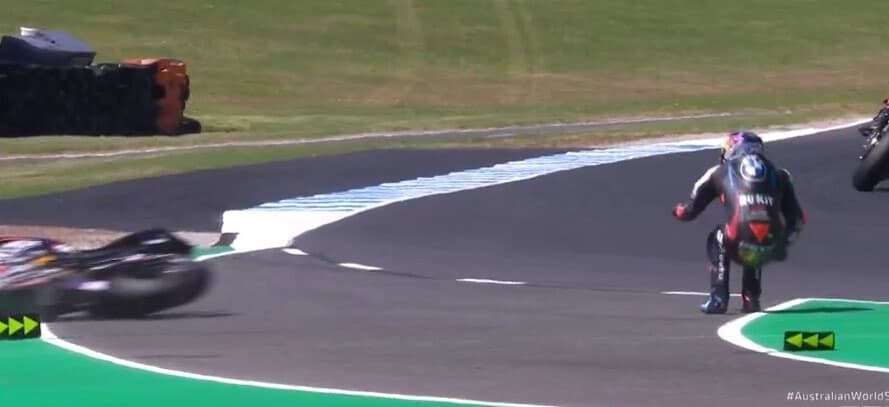 SBK Razgatlioglu ancora a terra: le fasi della caduta delle FP1