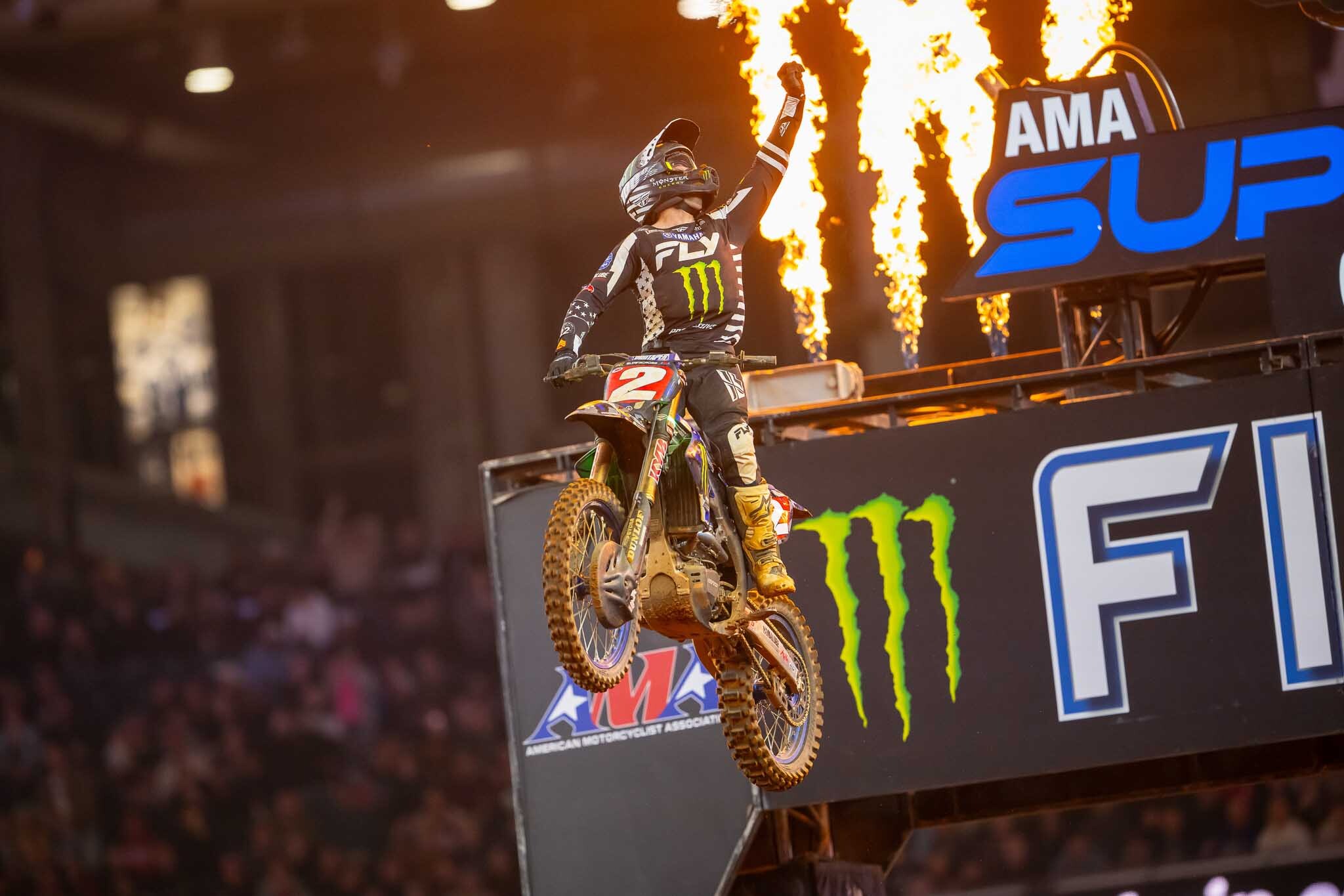 SX450: Settebello di Webb, Sexton in lacrime