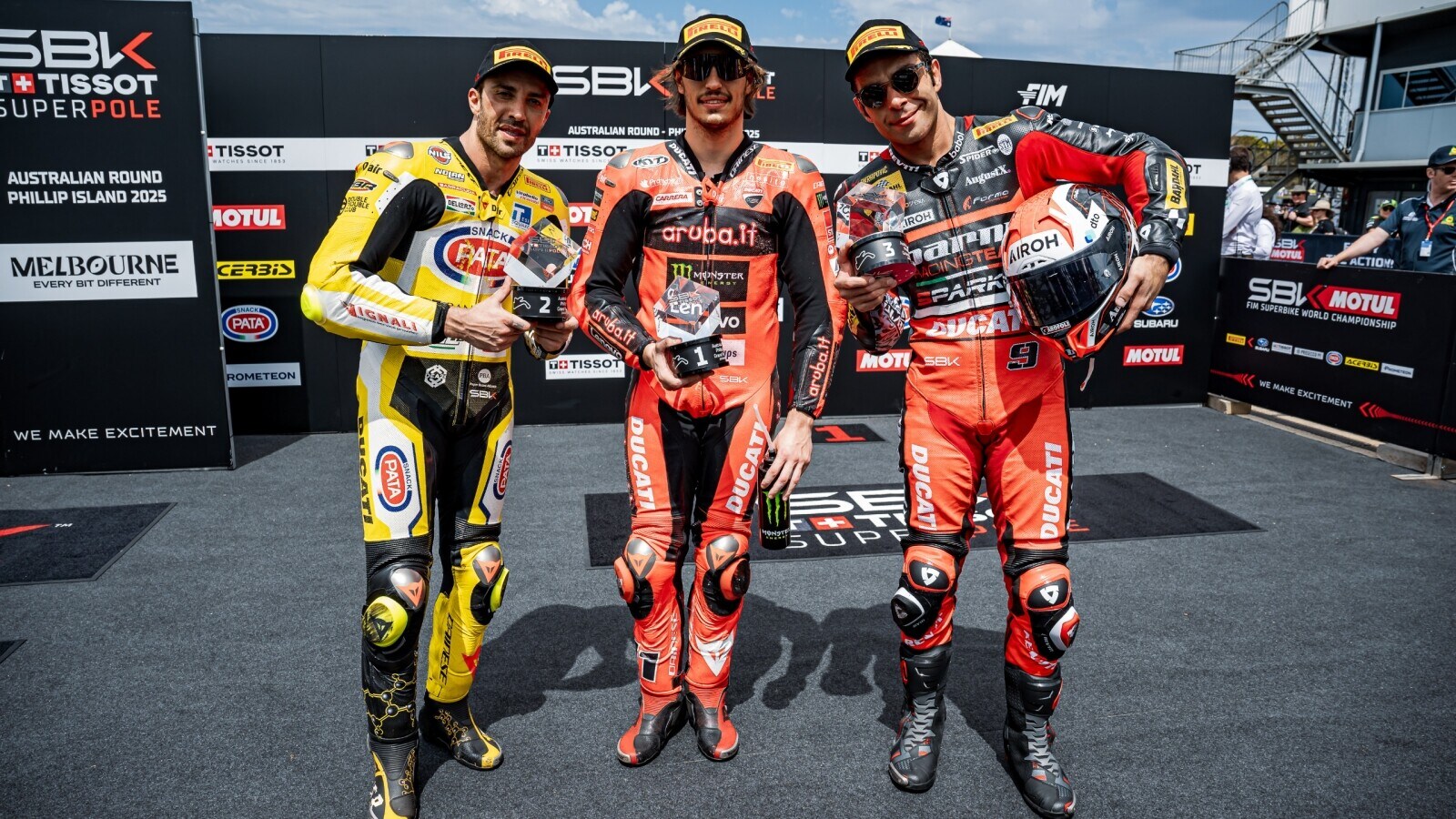 SBK, Italia da favola in Superpole Race: Bulega vince su Iannone e Petrucci!