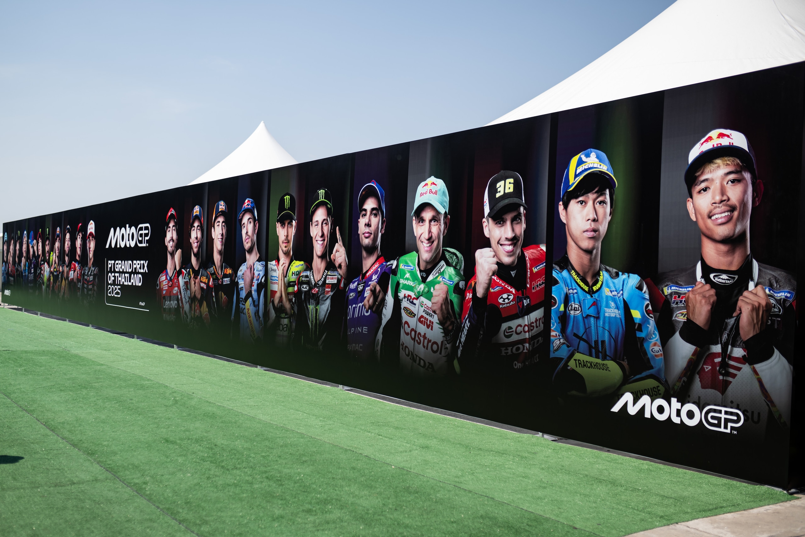 MotoGP, le prime foto direttamente dal Chang International Circuit