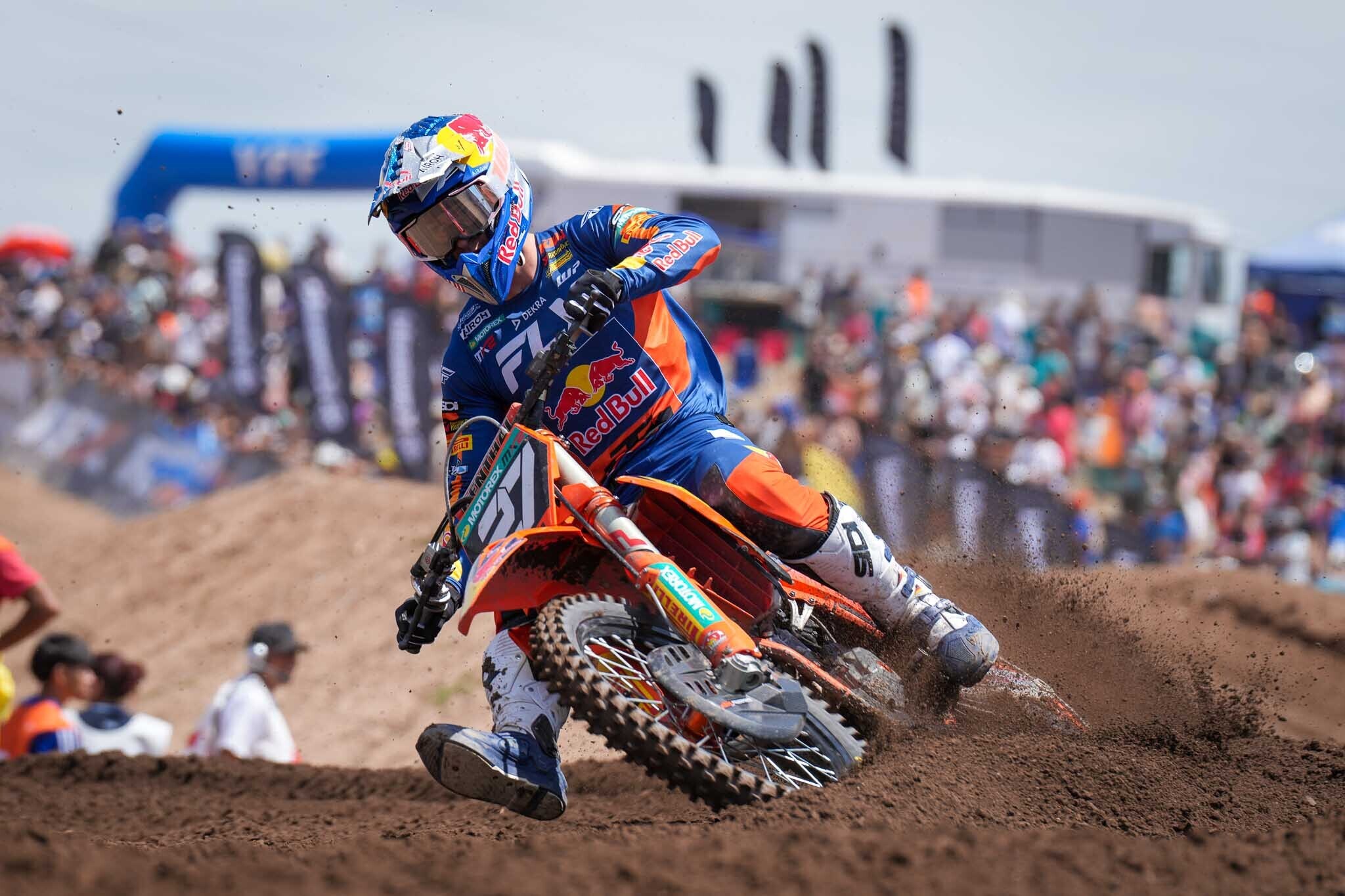 MXGP: Renaux prova ad alzare la voce