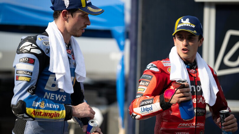 Mamma Marquez, dopo il podio Marc-Alex: "Si devono rilassare e controllare l’euforia perché ho paura"