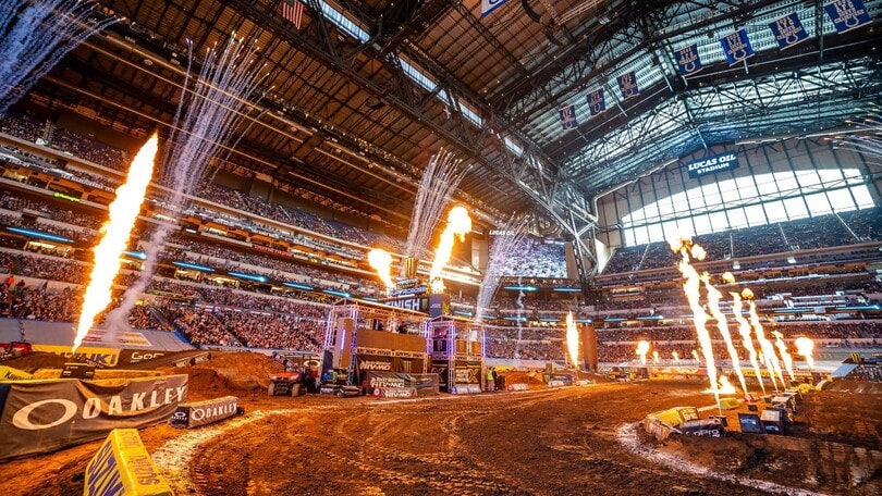 Supercross: Indianapolis East/West Showdown