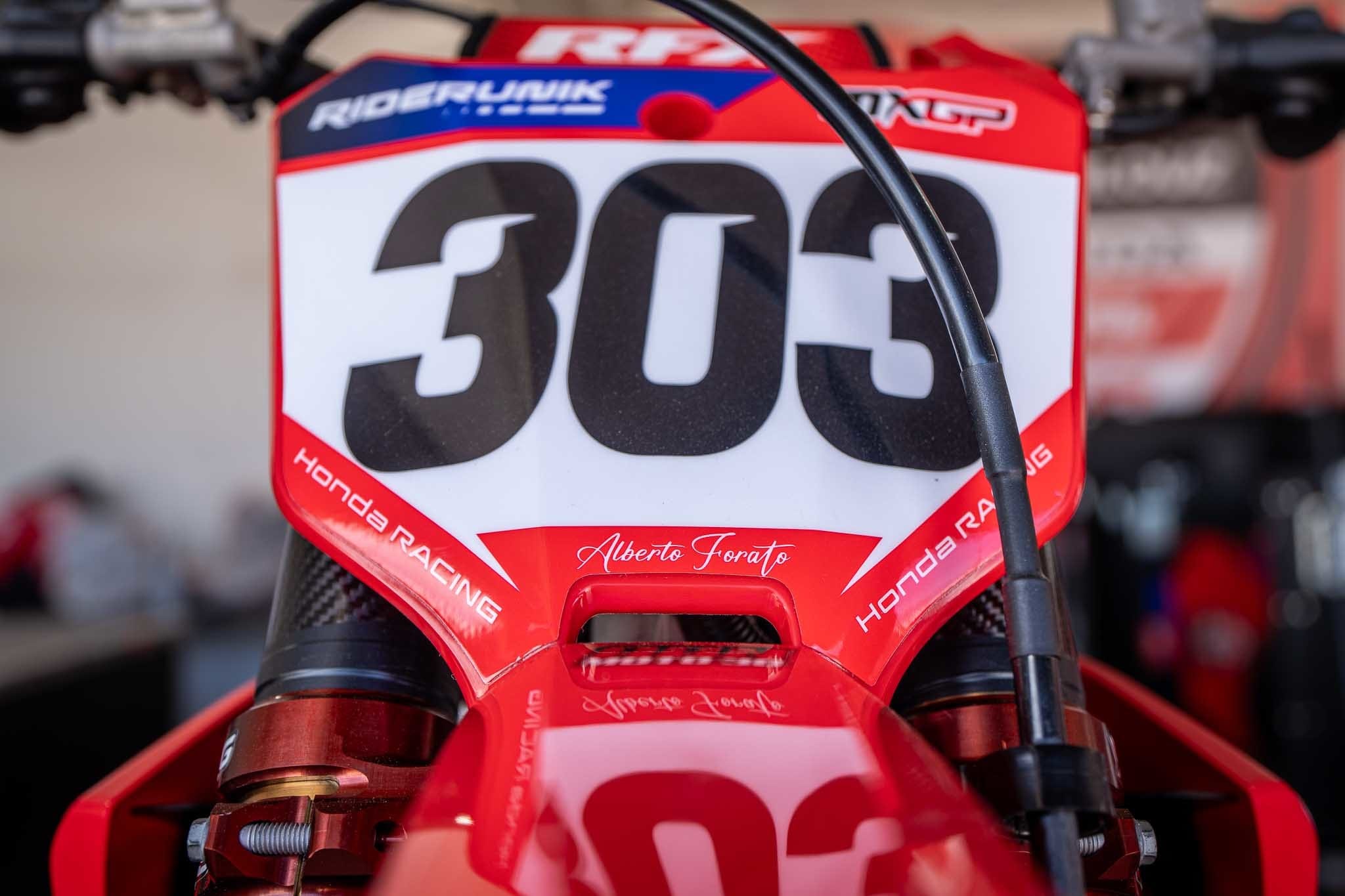 MXGP: Forato out in Spagna