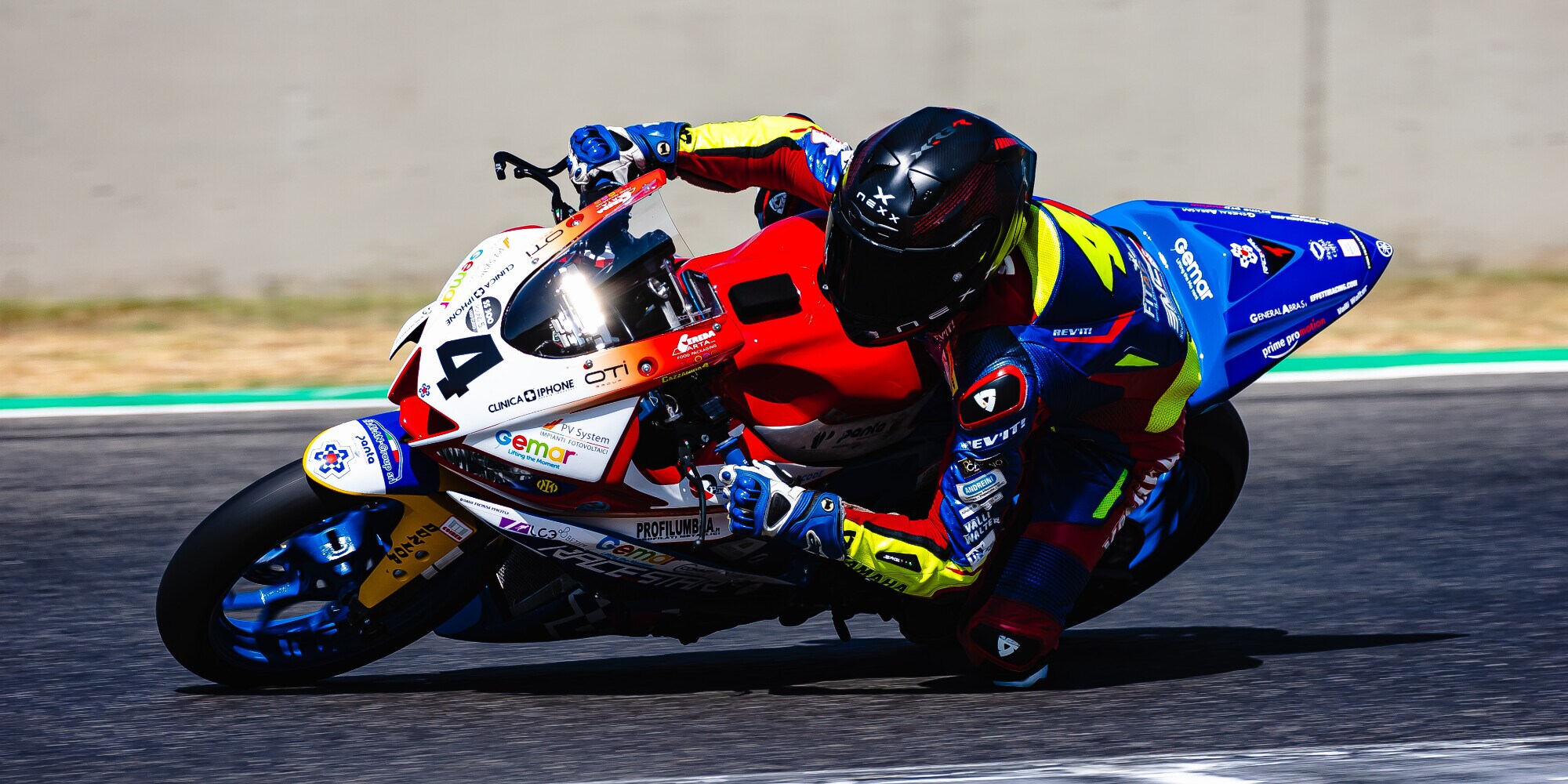 Dal CIV al mondiale: il team RaceStar e Cazzaniga al via della SSP300