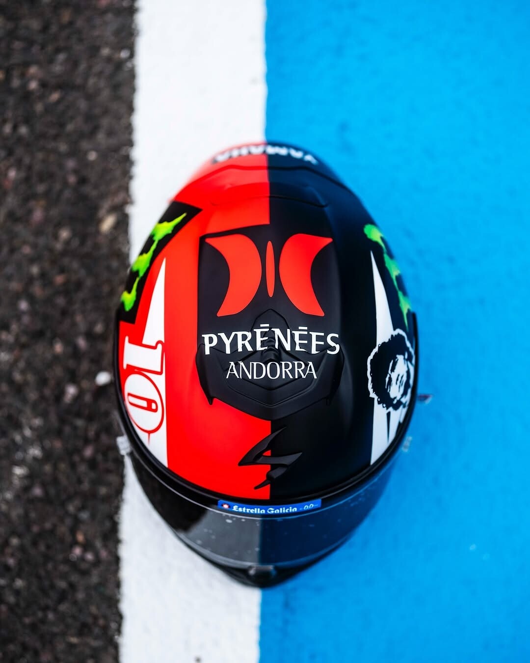 MotoGP, Alex Rins svela il casco dedicato a Diego Armando Maradona