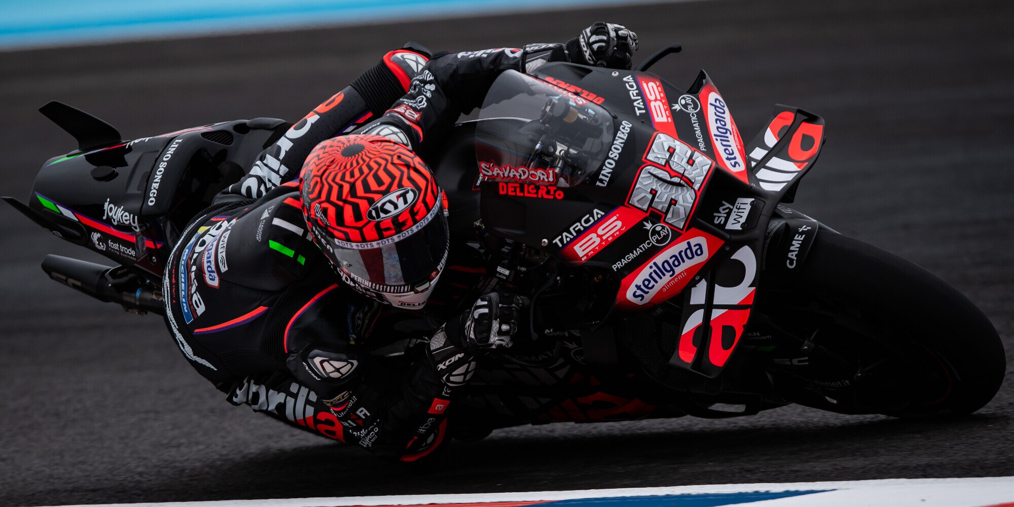 Inizio MotoGP 2025 duro per Aprilia: anche Savadori costretto alla resa