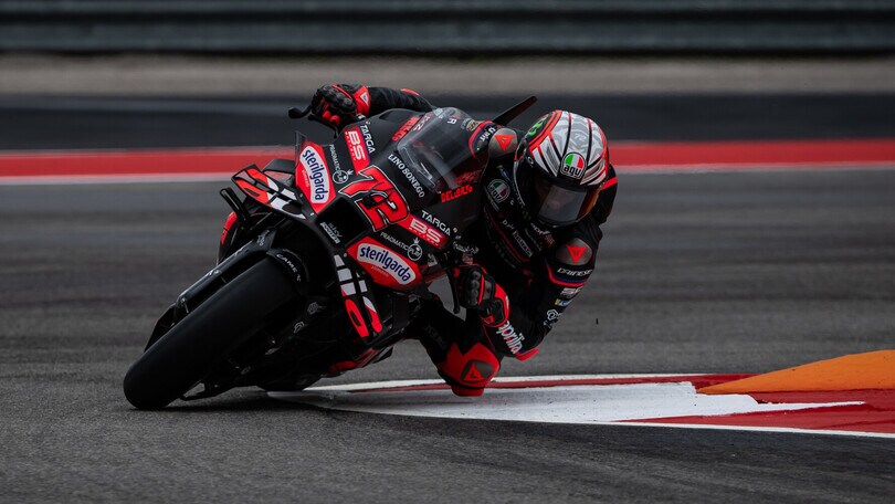 MotoGP, Bezzecchi rimonta da P13 a P6: “Soffriamo la gomma nuova”