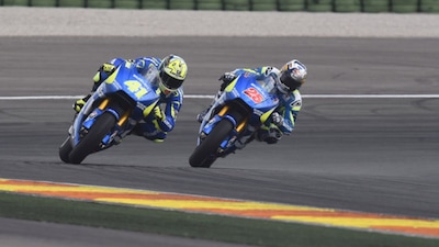 La Suzuki MotoGP in pista nei test