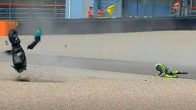 MotoGP Olanda: Valentino Rossi, una caduta che sa di addio