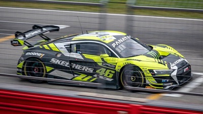 GT, Valentino Rossi parte bene: è 5° nelle prove del mercoledì