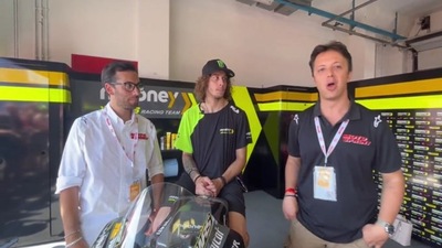 Ducati WDW: Marco Bezzecchi tra vacanze e la sua Marianna