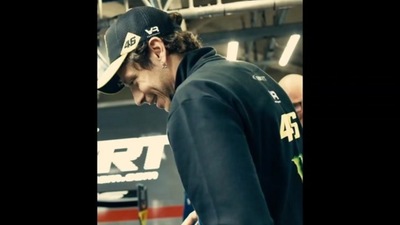 Valentino Rossi, la sua ultima trovata: una BMW GT col manubrio