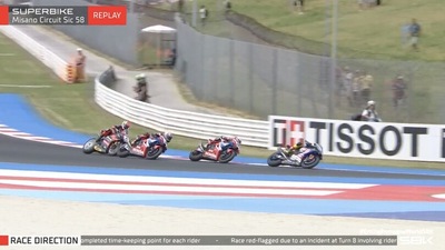 SBK, Misano: la sequenza del botto tra Petrucci e Lecuona