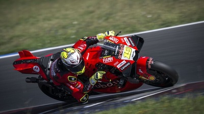 MotoGP, Bautista in pista a Misano: ecco i primi scatti